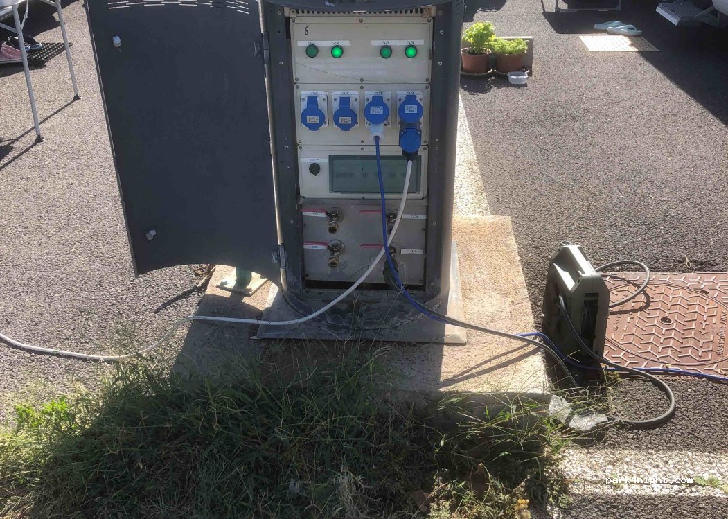 Aire de Camping Car de Villeneuve-lès-Maguelone — foto 3