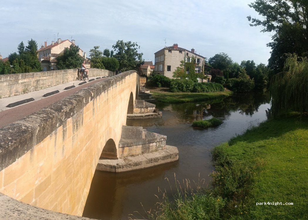 (42460) Cuinzier - 19 chemin de La Bataille — foto 4