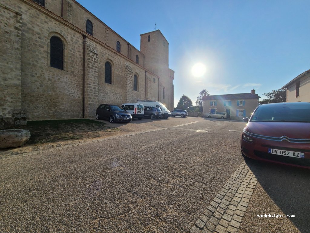 (85310) La Chaize-le-Vicomte - 6 Place Saint-Nicolas — foto