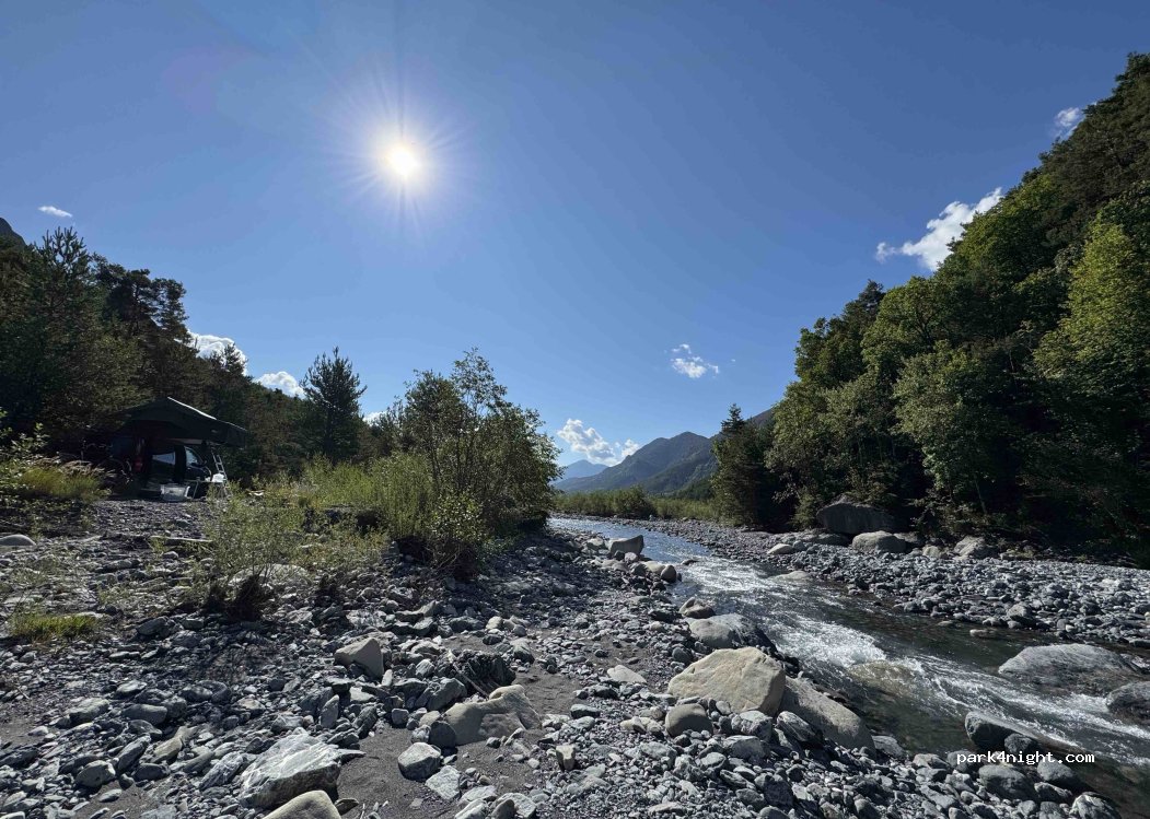 (06470) Villeneuve-d'Entraunes - — foto 4