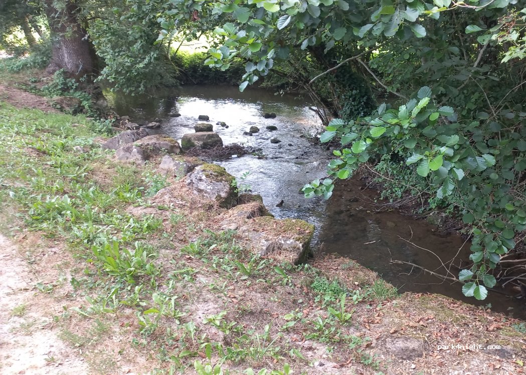 (46120) Rueyres - D40 — foto 3