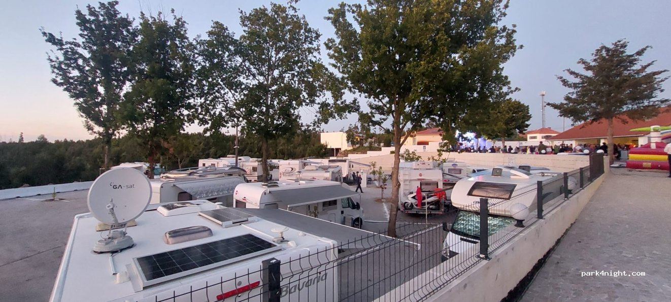 School Motorhome Park — foto