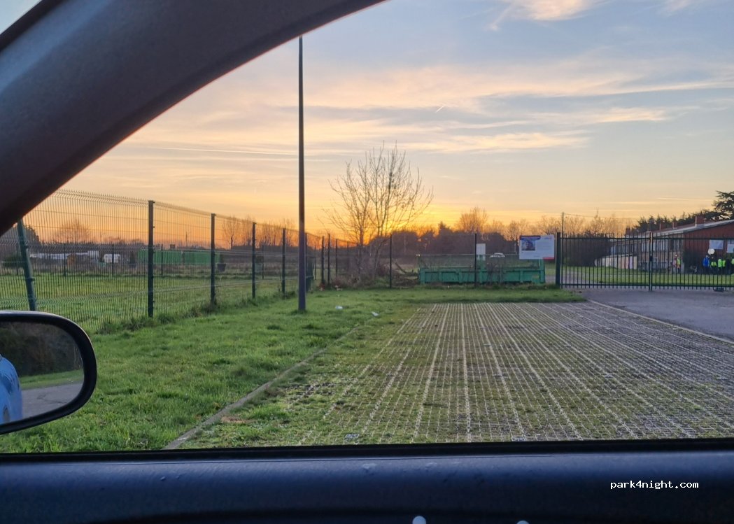 (59240) Dunkerque - 2 Rue de Belfort — foto 2