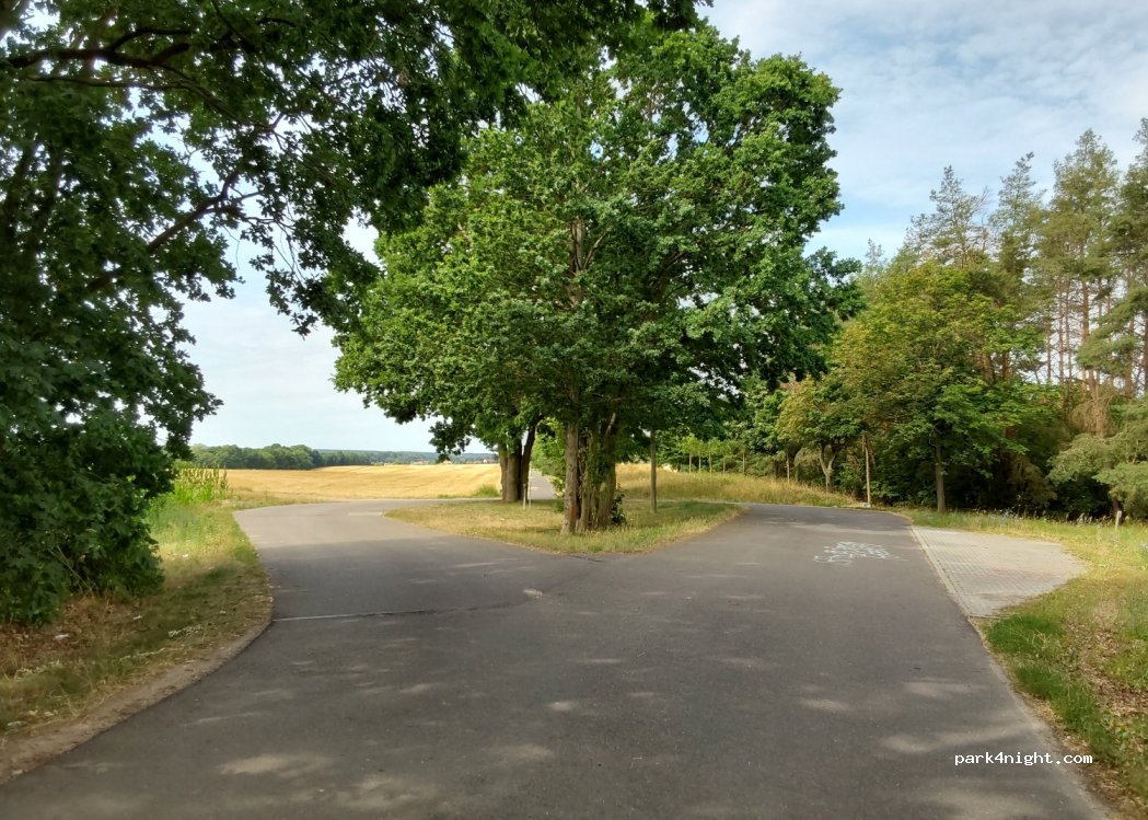 (15306) Seelow - 56 Bundesstr.B1 — foto