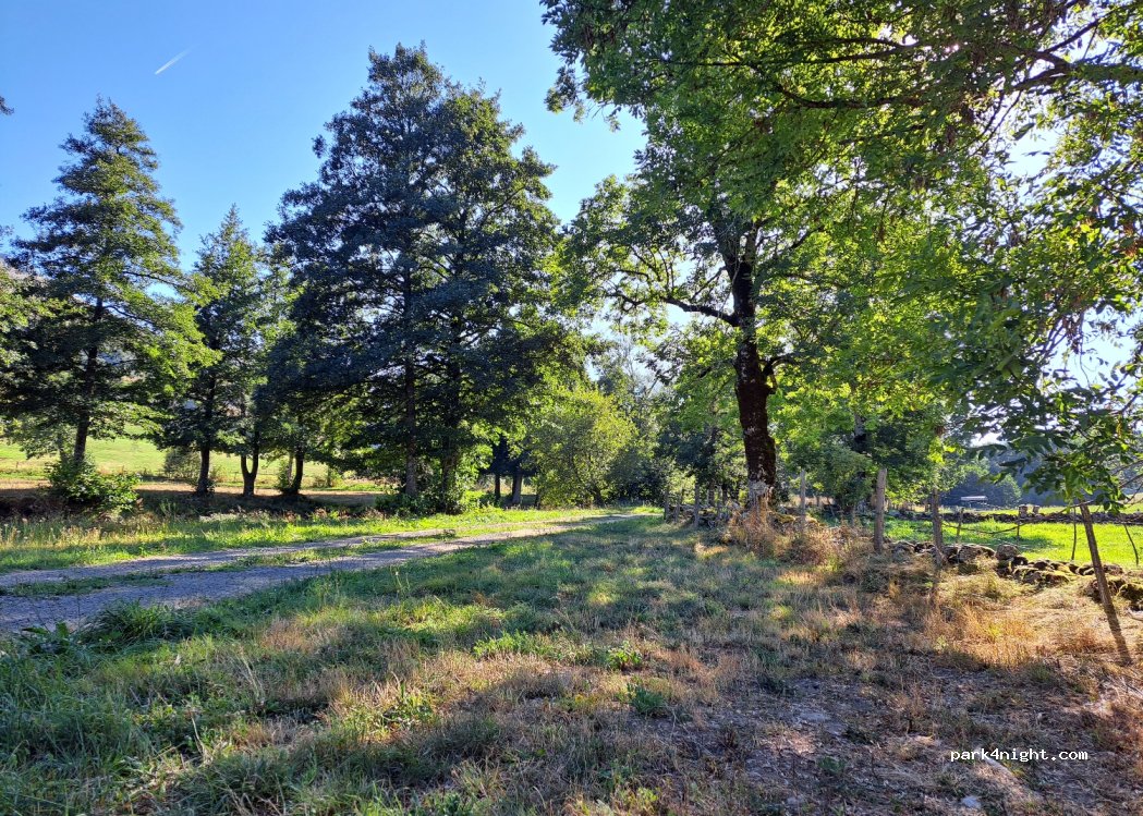 (15300) Lavigerie - 8 Cipière — foto 2