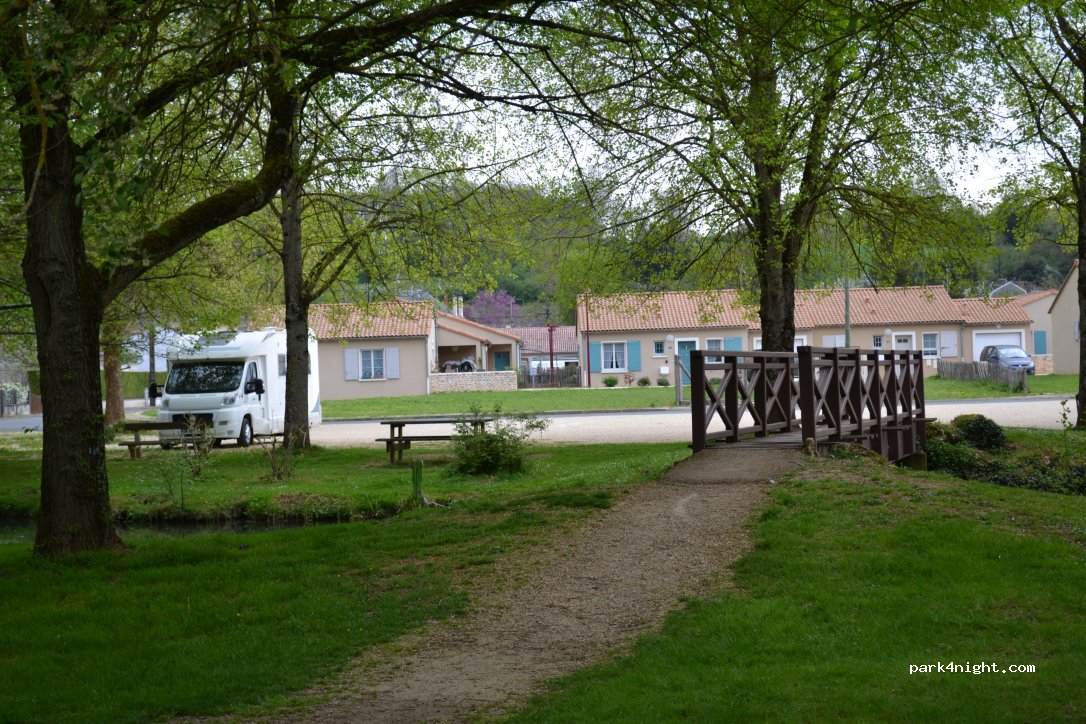 (79800) La Mothe-Saint-Héray - 9 Rue Madeleine Gelin — foto