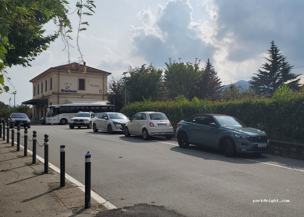 (28016) Orta San Giulio - 30 Via Lunati — foto