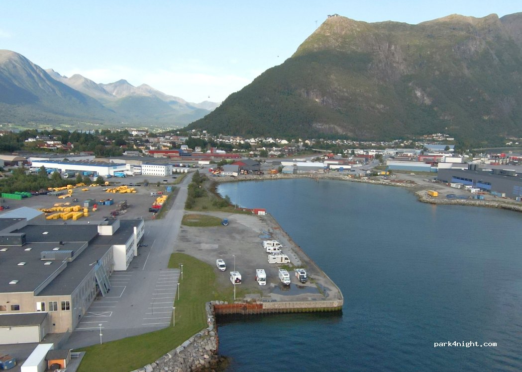 (6300) Åndalsnes - 106 Strandgata — foto 4
