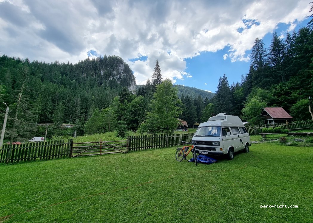 Camping Cheile Bicazului — foto