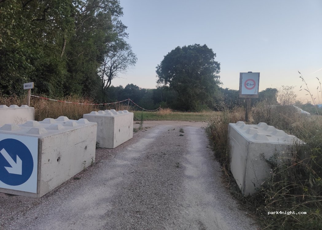 (74140) Nernier - 423 Route de la Croix de Marcillé — foto