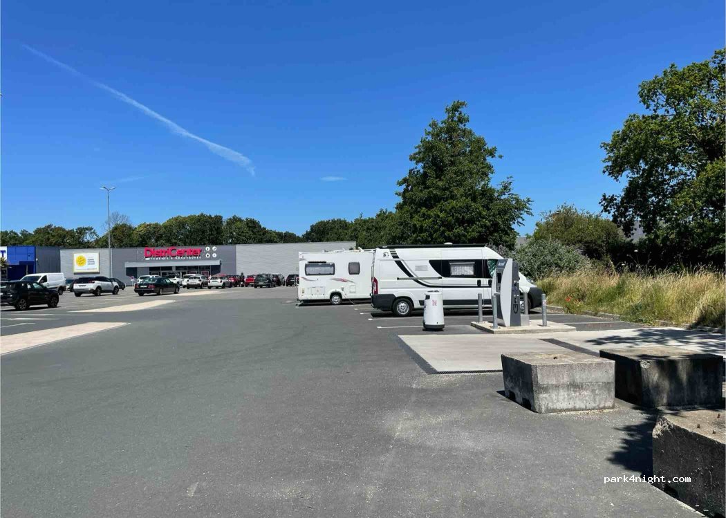 (29120) Pont-l'Abbé - Rue an Hent Coz — foto 4