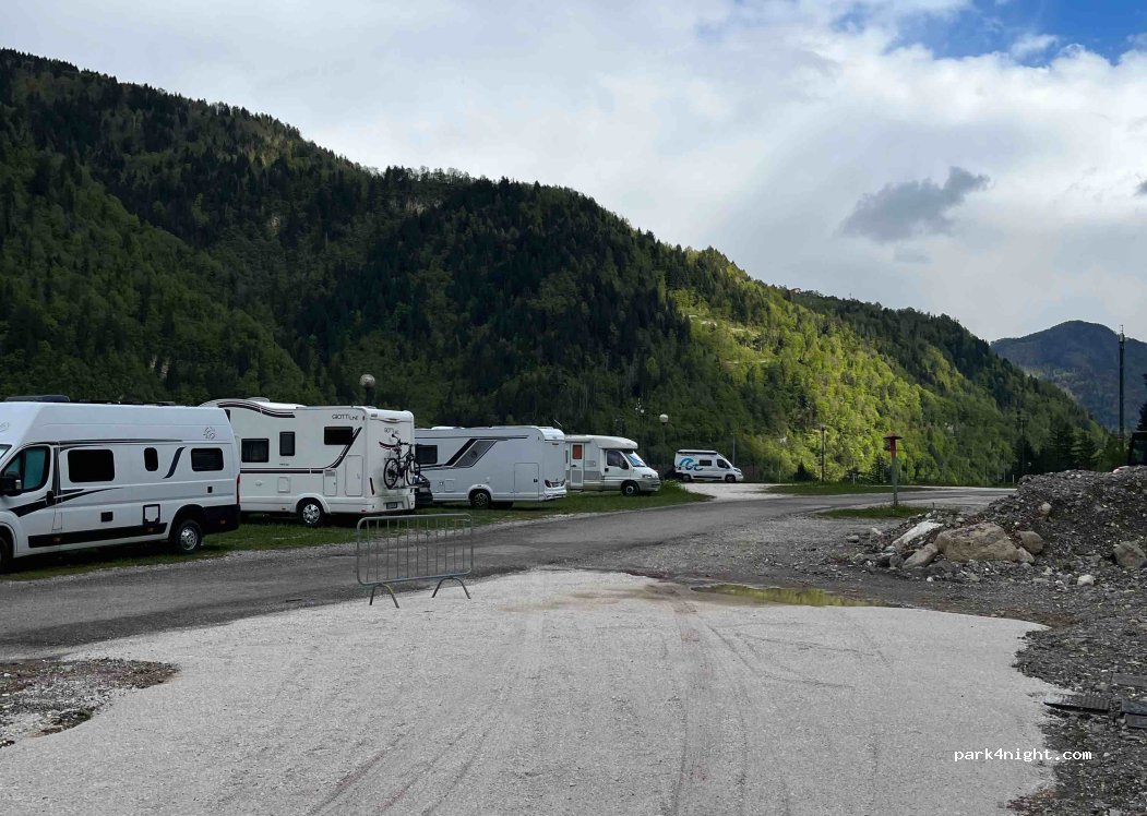 (33022) Arta Terme - Unnamed Road — foto 2