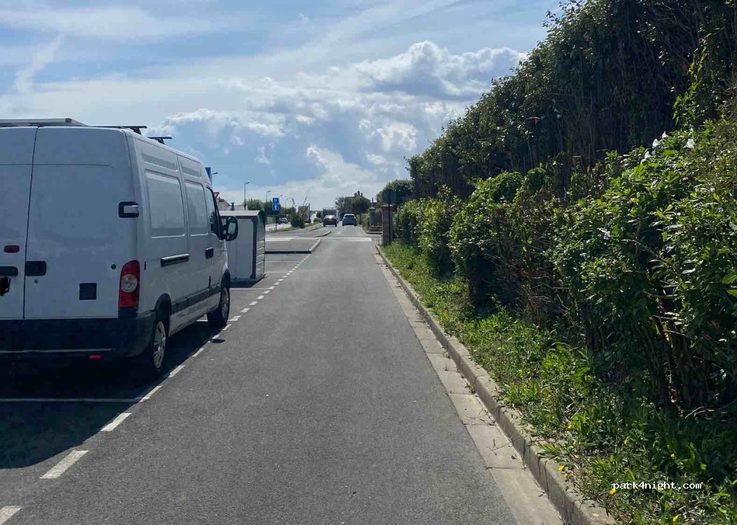 (14530) Luc-sur-Mer - 27 Route de Lion — foto 2