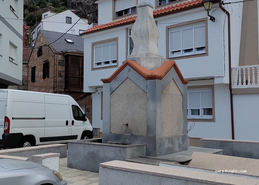(15296) O Pindo - 323 La Plaza — foto