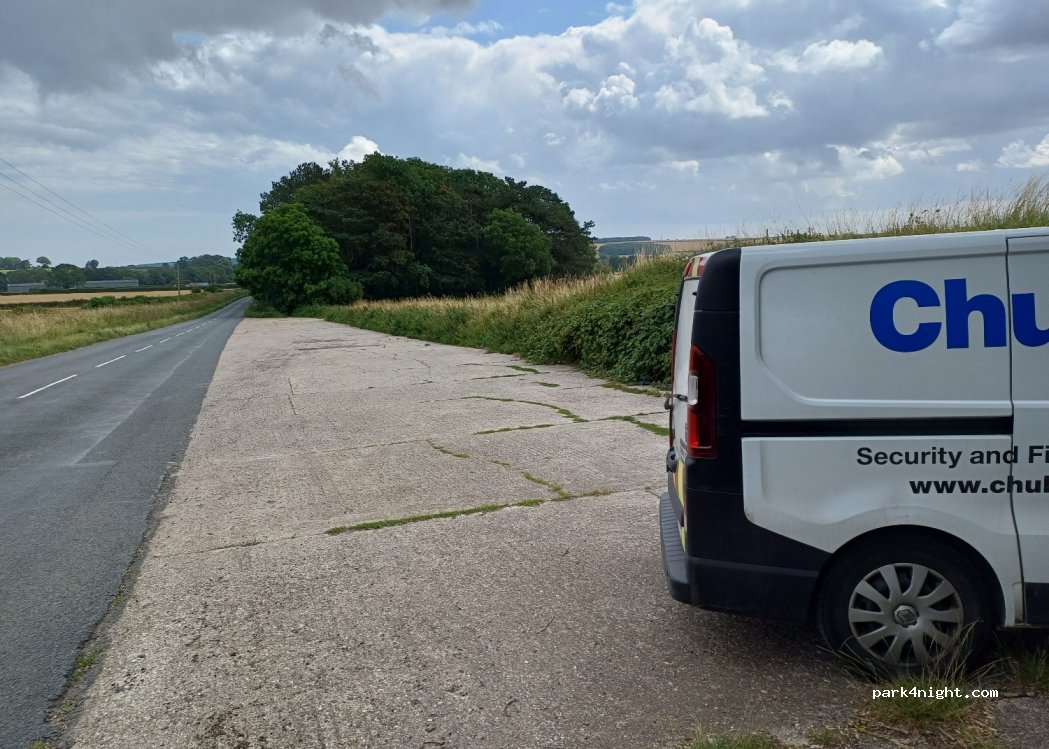 (YO25 4UB) Rudston - Thwing Rd — foto