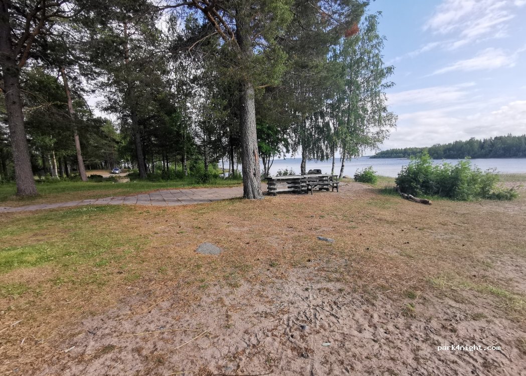 (953 94) Seskarö - Unnamed Road — foto