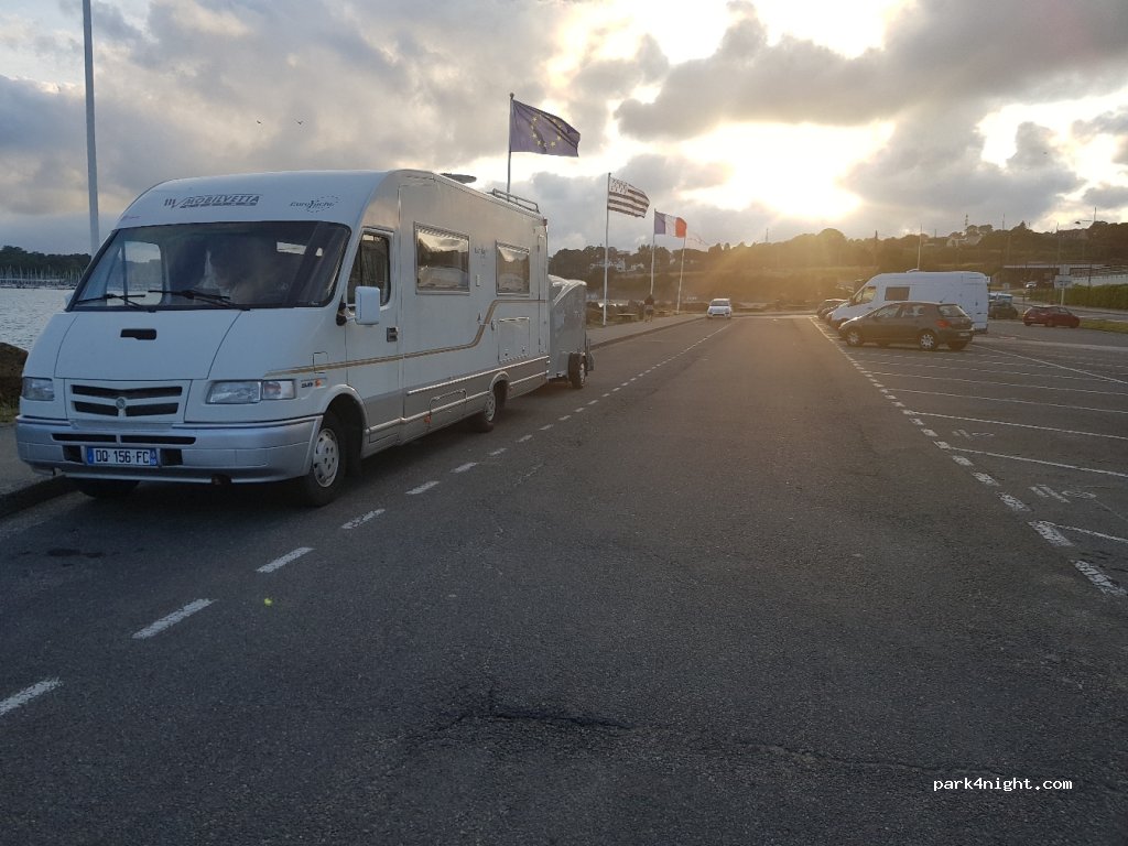 (29480) Le Relecq-Kerhuon - Boulevard Léopold Maissin — foto 2