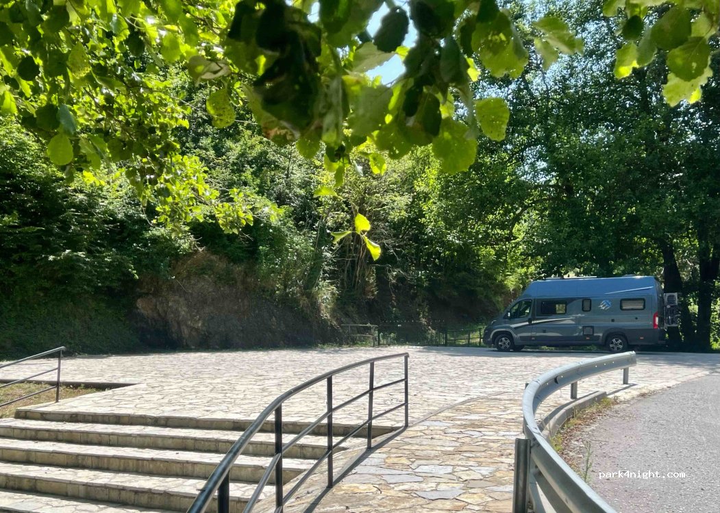 () Shalë - Uran Amerllahu — foto