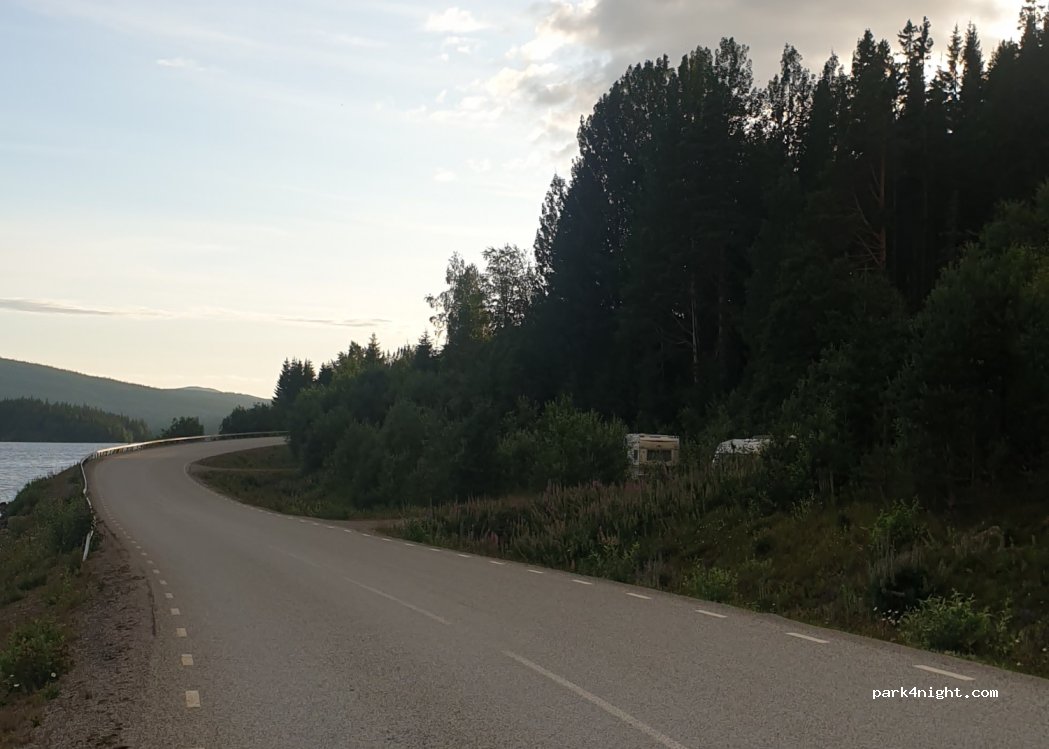(833 98) Blåsjöfallet - Unnamed Road — foto