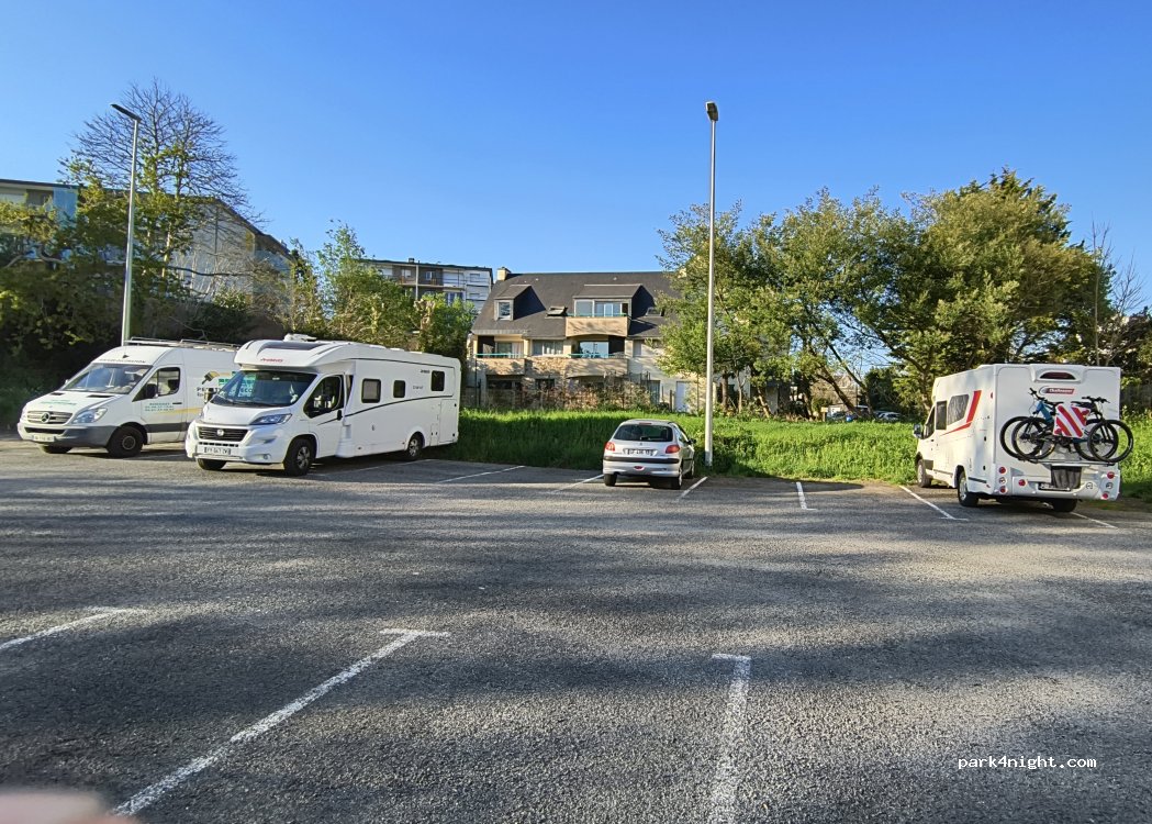 (29000) Quimper - Place Jean Jaouen — foto 5