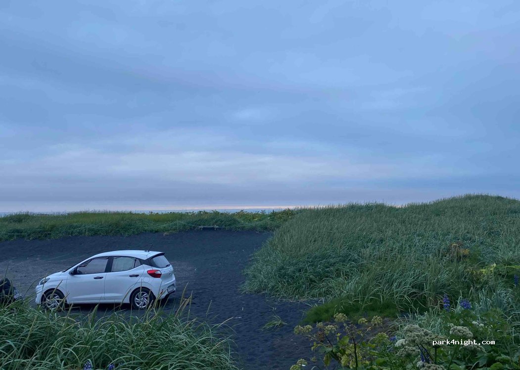 (870) Vik - Unnamed Road — foto