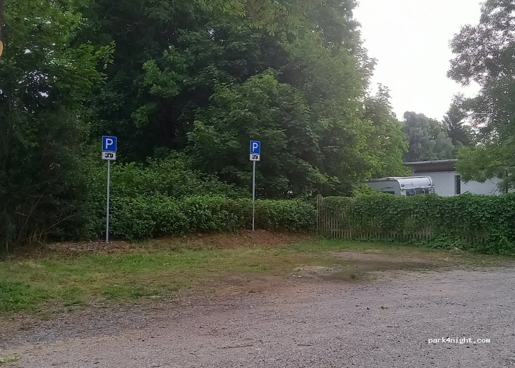 Wohnmobilstellplatz Hermsdorf — foto