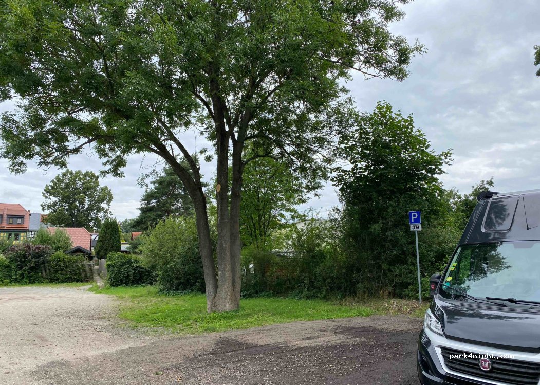 Wohnmobilstellplatz Hermsdorf — foto 3