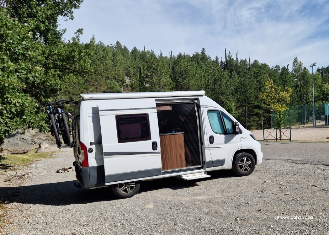 (04290) Salignac - 1221 Route du Village — foto 4