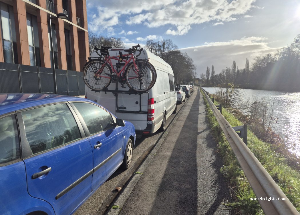 (67000) Strasbourg - Quai Jaoutot — foto 3