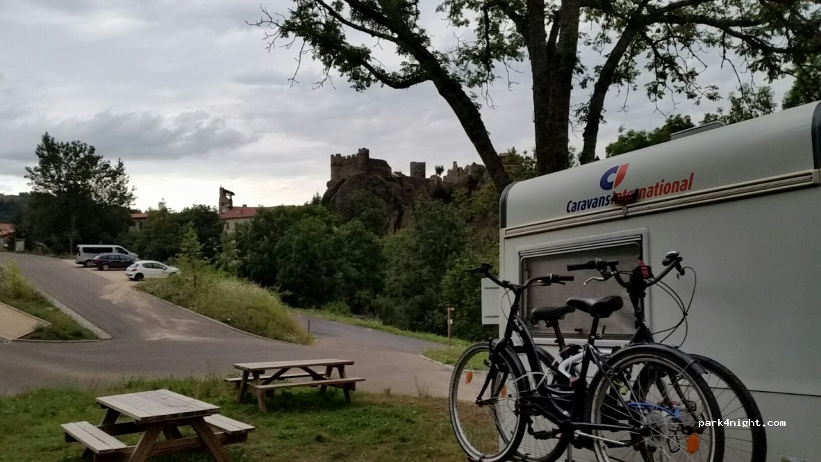 (43490) Arlempdes - Le Bourg — foto