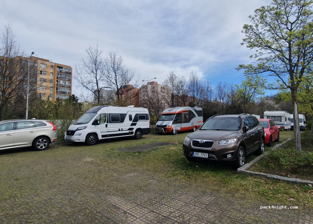 (181 00) Praha - K Pazderkám — foto