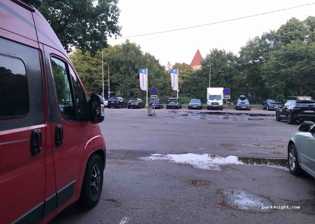 (10412) Põhja-Tallinna - 7 Suurtüki — foto 2