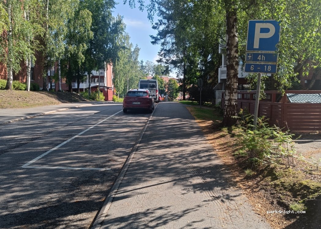 (02650) Espoo - 2 Vallikuja — foto