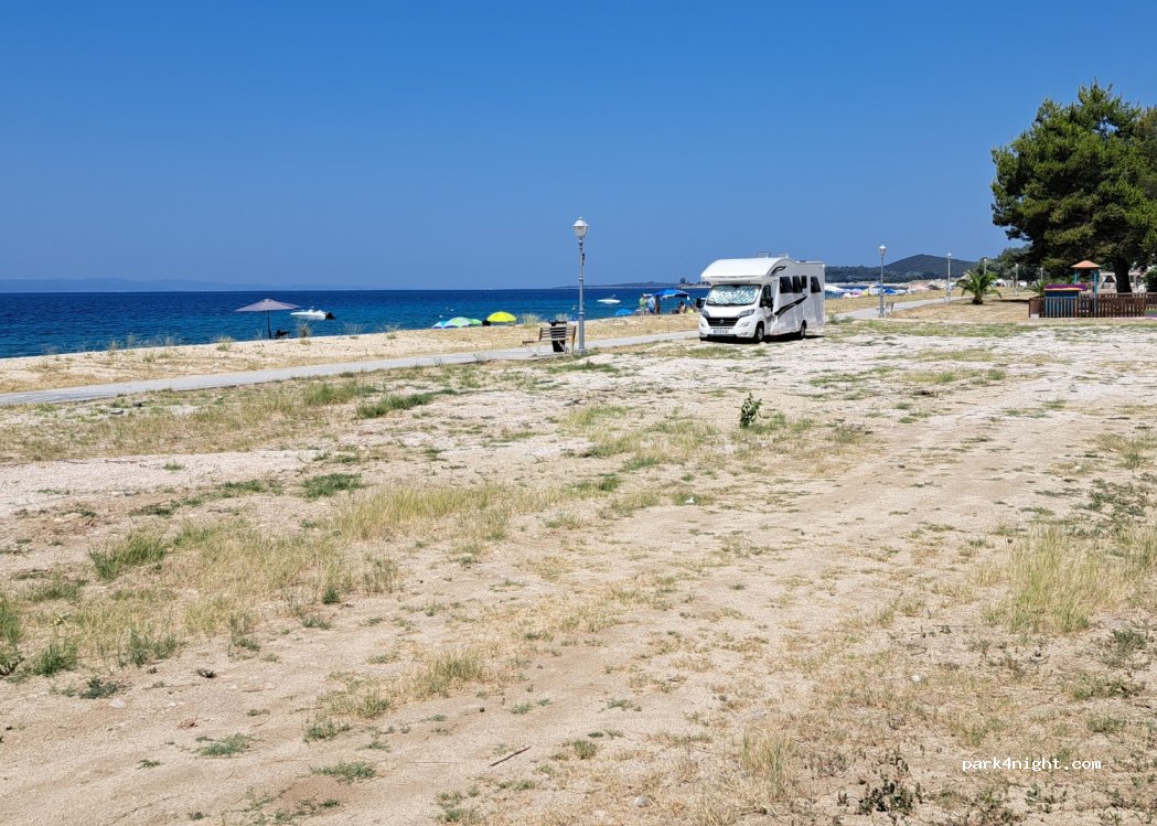 (630 72) Toroni - Unnamed Road — foto 3