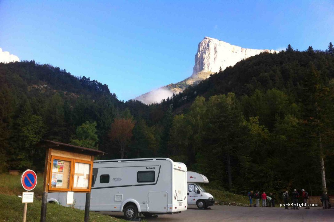 Aire de camping-cars La Richardière | Chichilianne — foto 3