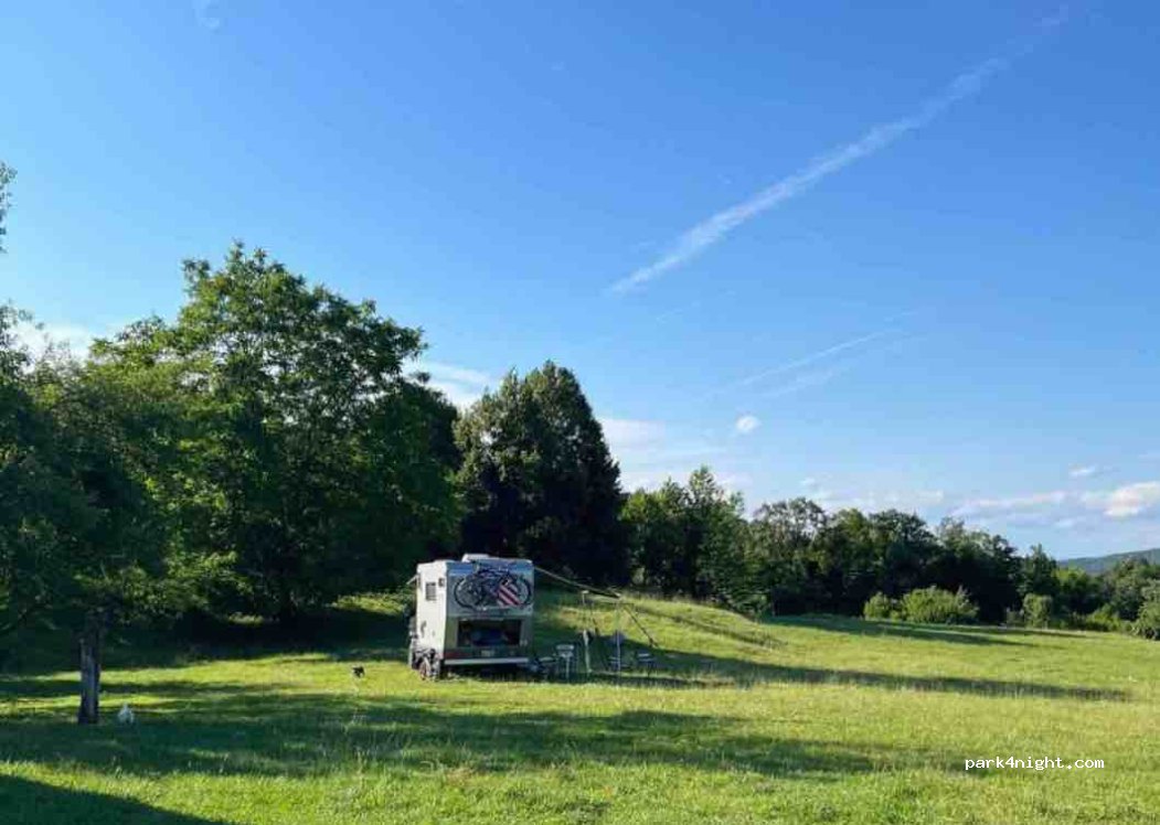 (47303) Vajin Vrh - Unnamed Road — foto 2