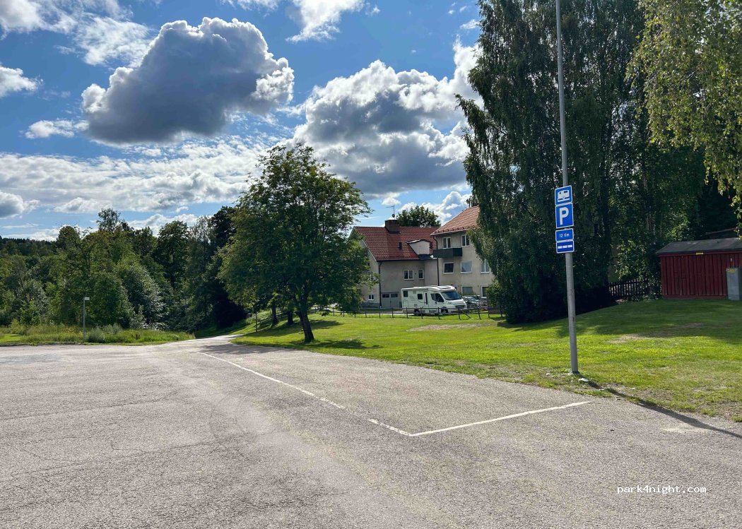(714 30) Kopparberg - 2 Oskar Lindströms gata — foto