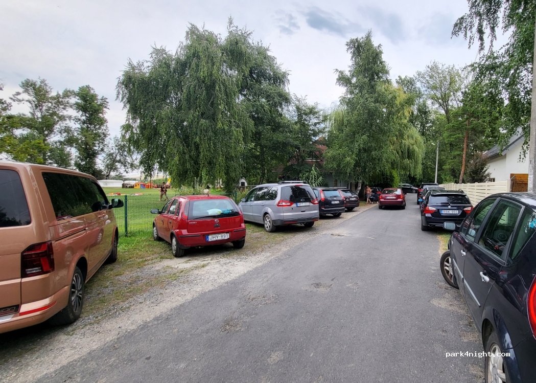 (8624) Balatonszárszó - 25 Móricz Zsigmond utca — foto 2