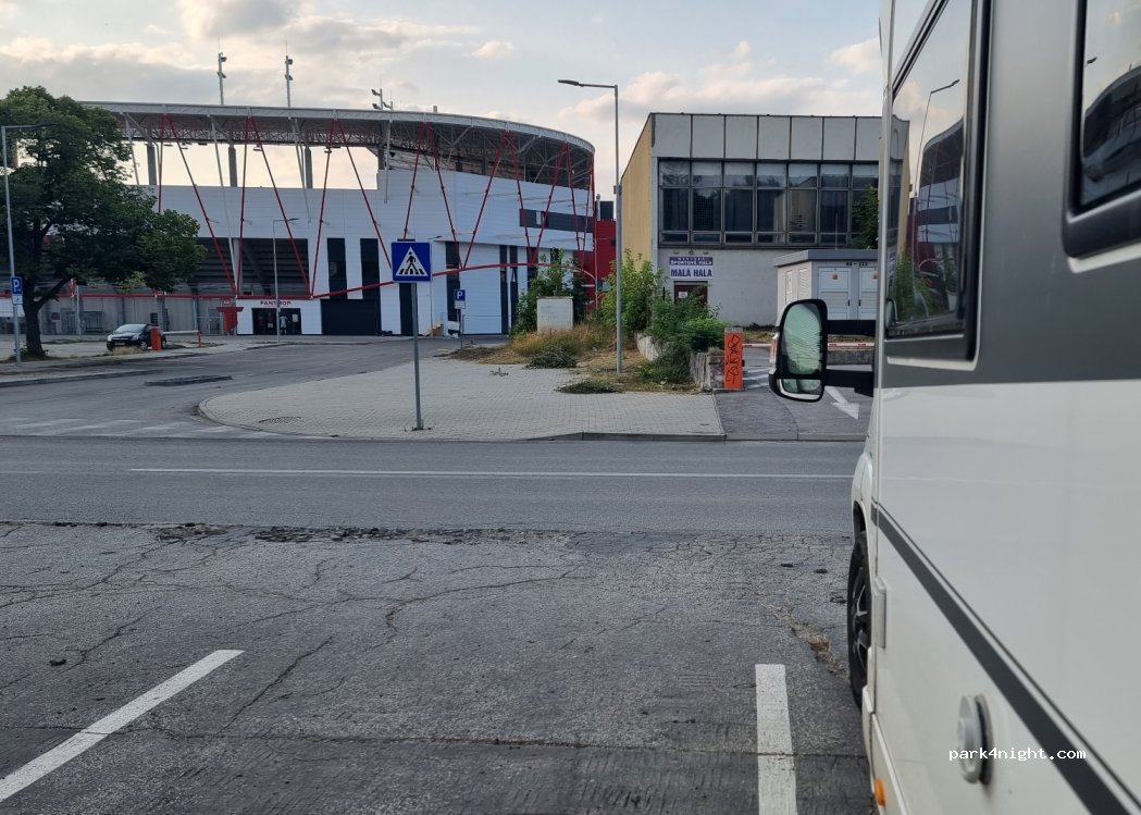 (911 01) Trenčín - 1445/2 Mládežnícka — foto 2