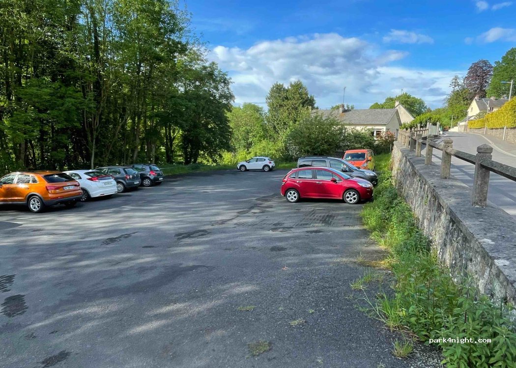 (14500) Vire-Normandie - 1 Rue Jean le Houx — foto