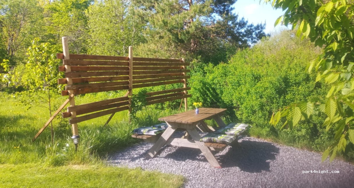 Parken am Rand eines Hofes: mit Grill und Feuerstelle! — foto 3