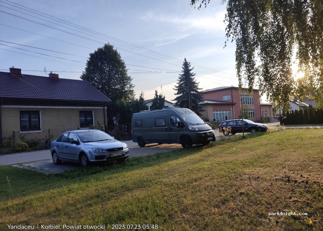 (05-340) Kołbiel - 3 Piaskowa — foto