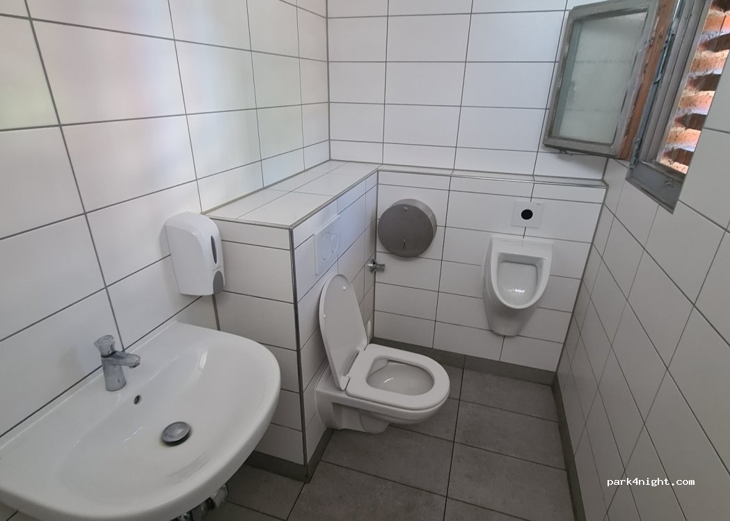 (90469) Nürnberg - 31 Trierer Straße — foto 4