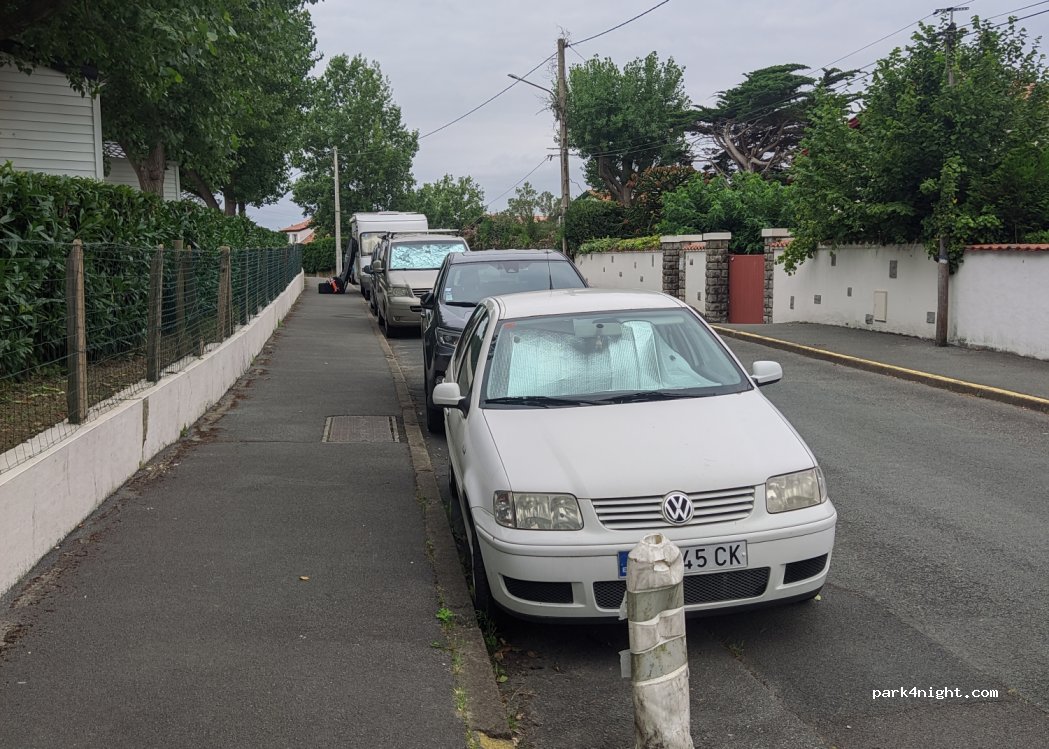 (64700) Hendaye - 9 Rue Gasconenia — foto