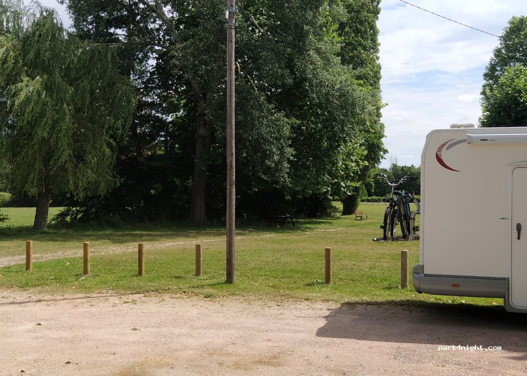 (71190) Mesvres - 2 Chemin de Lavault — foto