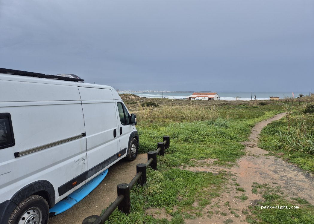 (2520) Ferrel - 21 Avenida da Praia — foto 5