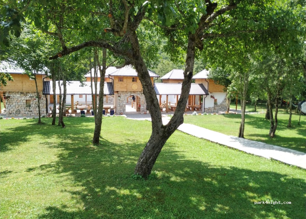 Rafting kamp Konak — foto