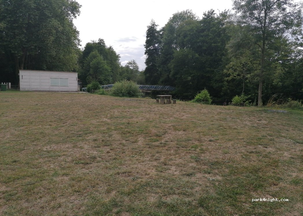 (79400) Saint-Martin-de-Saint-Maixent - 14 Rue du Malaquet — foto