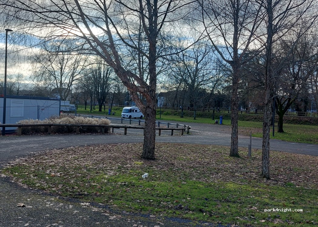 Aire camping-car Brive — foto 3