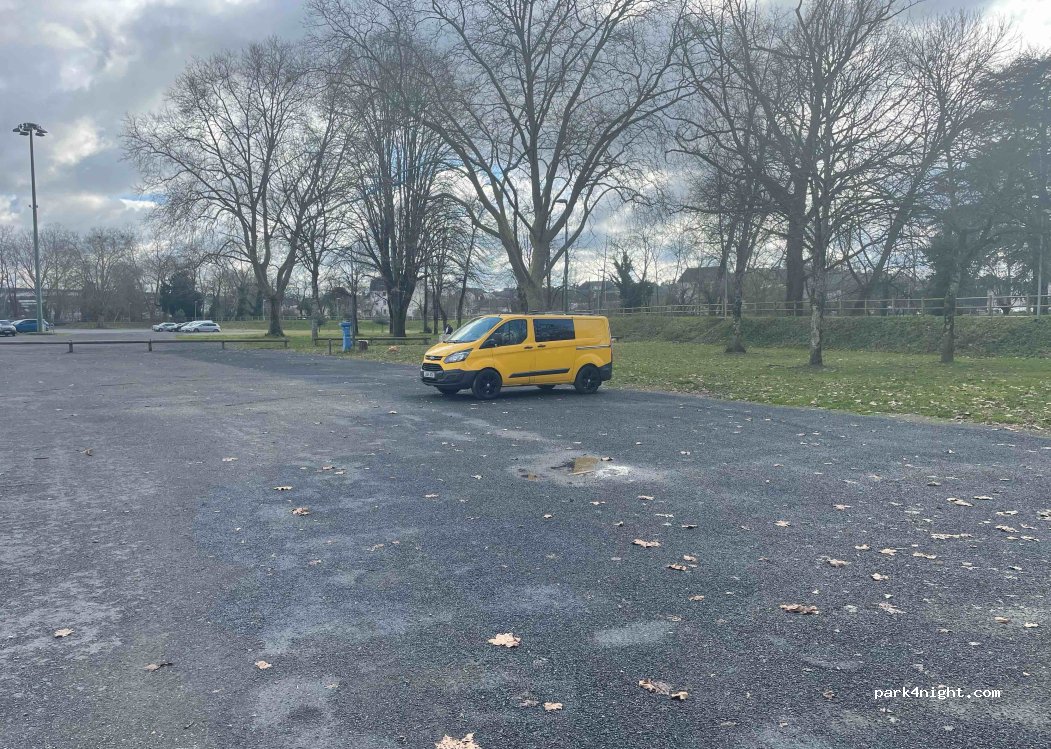 Aire camping-car Brive — foto 5